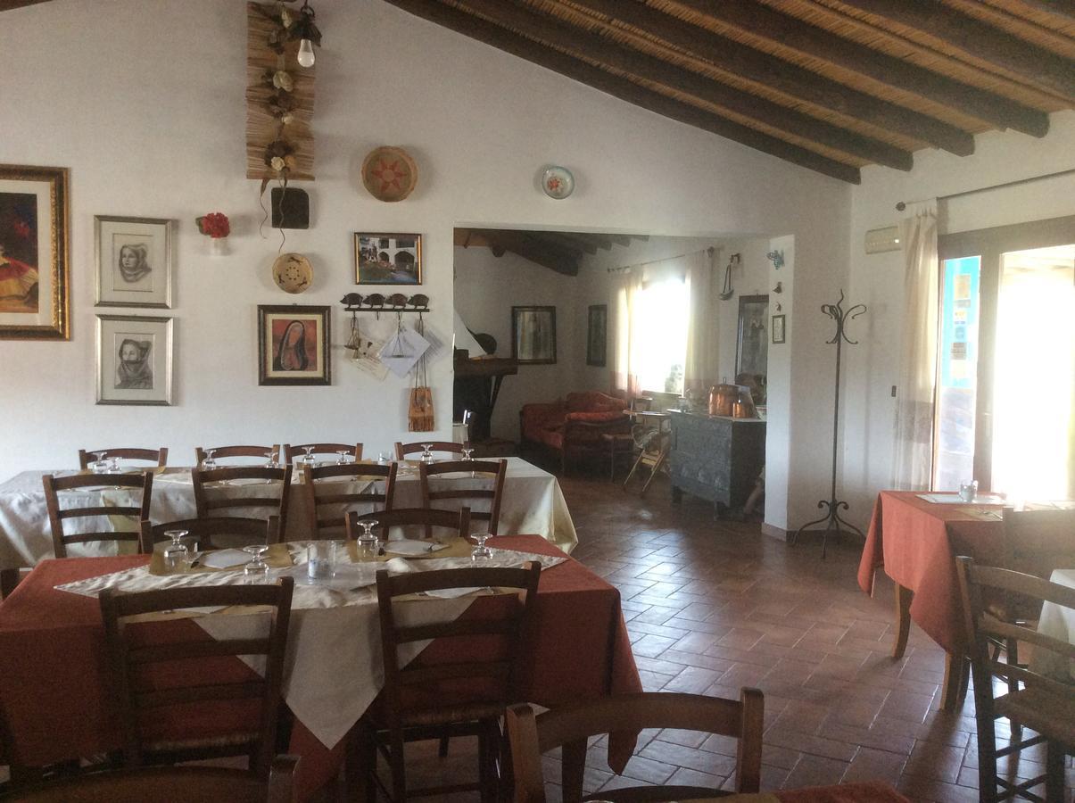 Tenuta Don Ballore Galtellì Eksteriør bilde